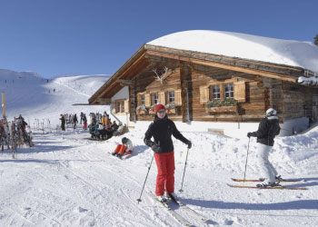 winter skihütte ferienwohnung in lech haus wöster